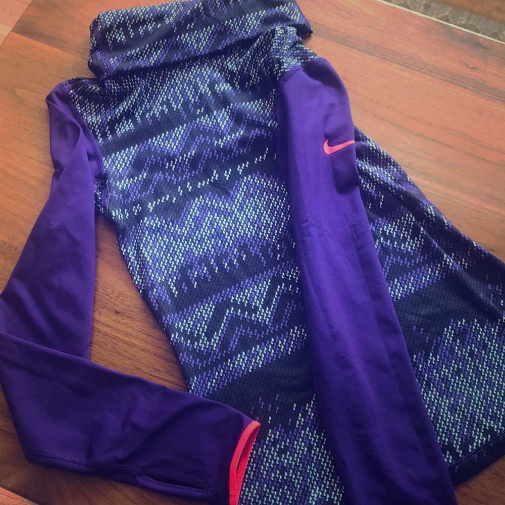 Nike Pro Dri-fit pullover